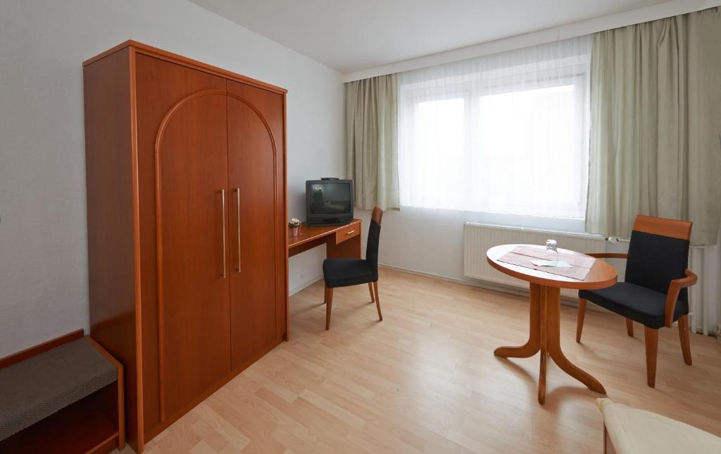莱比锡 - 勒塔阿尔法公寓酒店 Rötha 客房 照片
